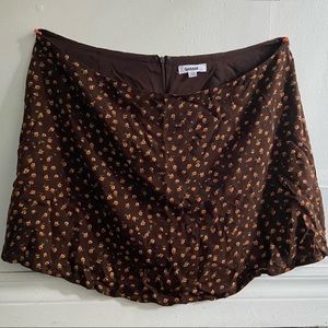 Garage floral mini skirt. Size XL 🤎🌻